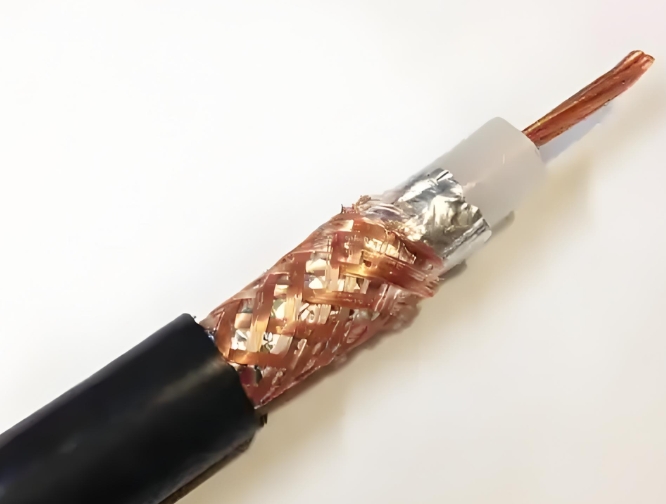 為什么屏蔽電纜的屏蔽層為什么不能重復(fù)接地呢?.jpg 為什么屏蔽電纜的屏蔽層為什么不能重復(fù)接地呢?.jpg
